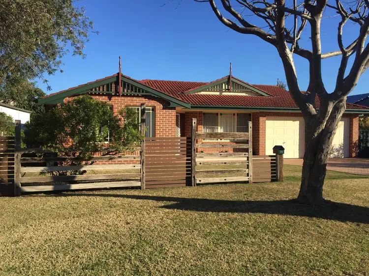 31 Belbowrie Parade, Maloneys Beach NSW 2536