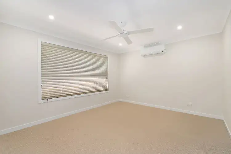 Fifth view of Homely villa listing, 2/28 Young st, Petrie QLD 4502