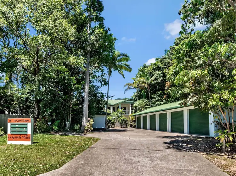 2/16-18 Corkill Street, Freshwater QLD 4870