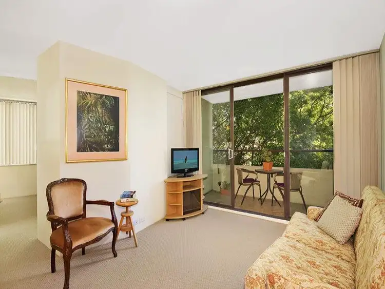 Main view of Homely apartment listing, 15/3-5 St Neot Avenue, Potts Point NSW 2011