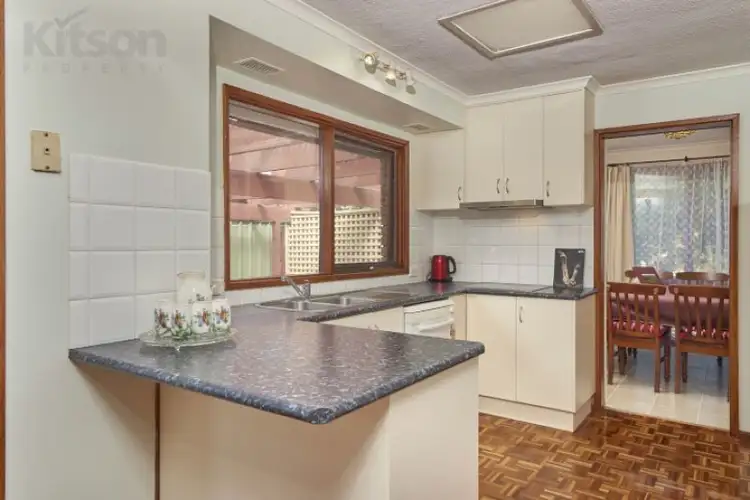 Fourth view of Homely house listing, 6 Telopea Cres, Lake Albert NSW 2650