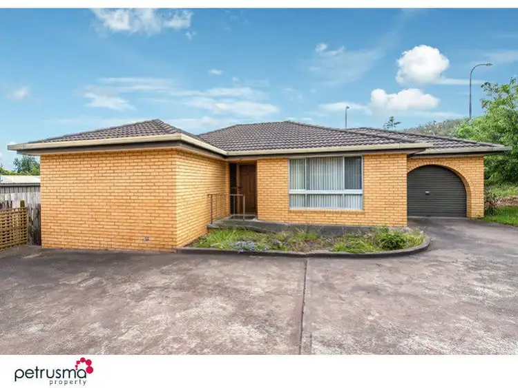 Main view of Homely villa listing, 2/437 Oceana Drive, Howrah TAS 7018