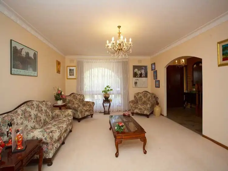 13 McIntyre Drive, Altona VIC 3018