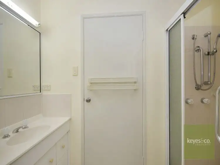 Fifth view of Homely unit listing, 63/17-19 Albert Street, Cranbrook QLD 4814