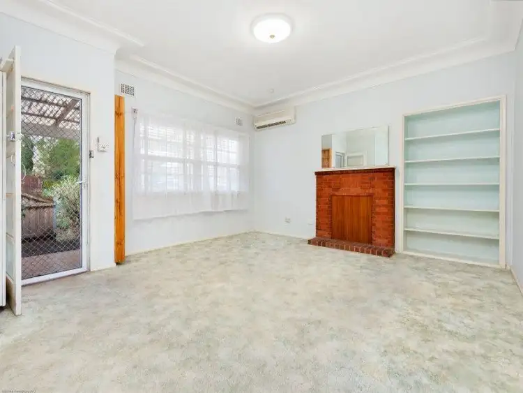 24 Kitchener Street, Caringbah NSW 2229