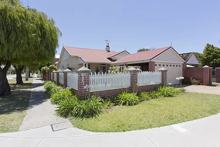 164 Eighth Avenue, Inglewood WA 6052