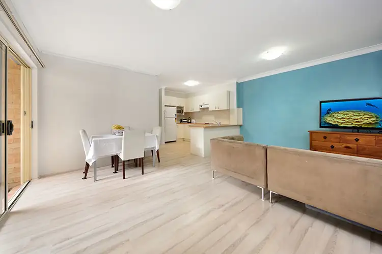 Second view of Homely unit listing, 9/10 Preston Avenue, Engadine NSW 2233
