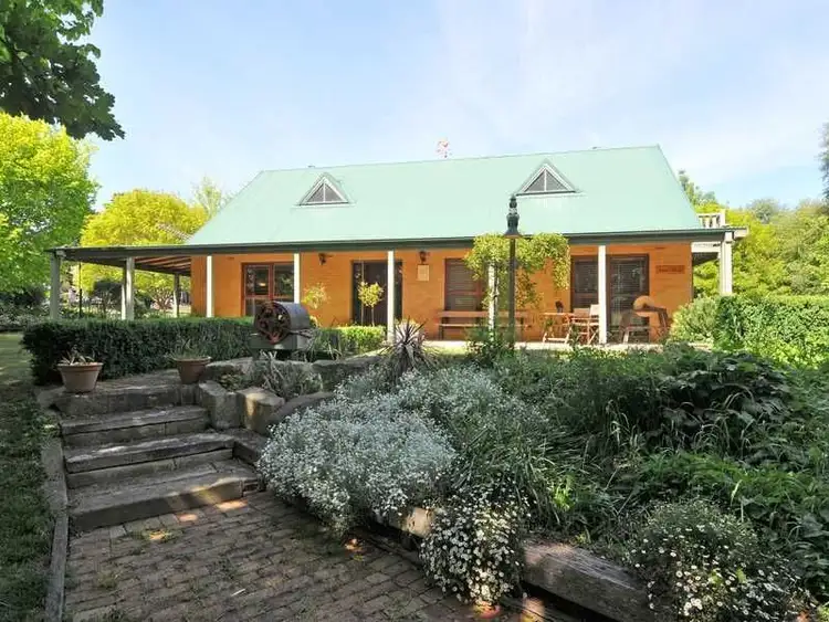 11 Golden Vale Road, Sutton Forest NSW 2577