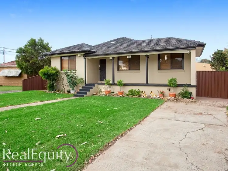 61 Bungarra Crescent, Chipping Norton NSW 2170