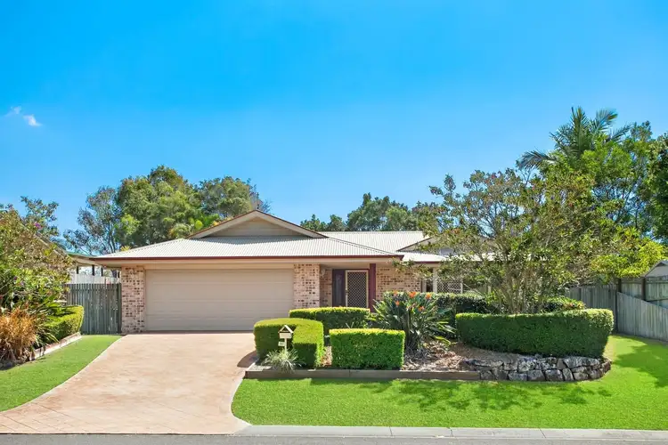 100 Outlook Drive, Tewantin QLD 4565