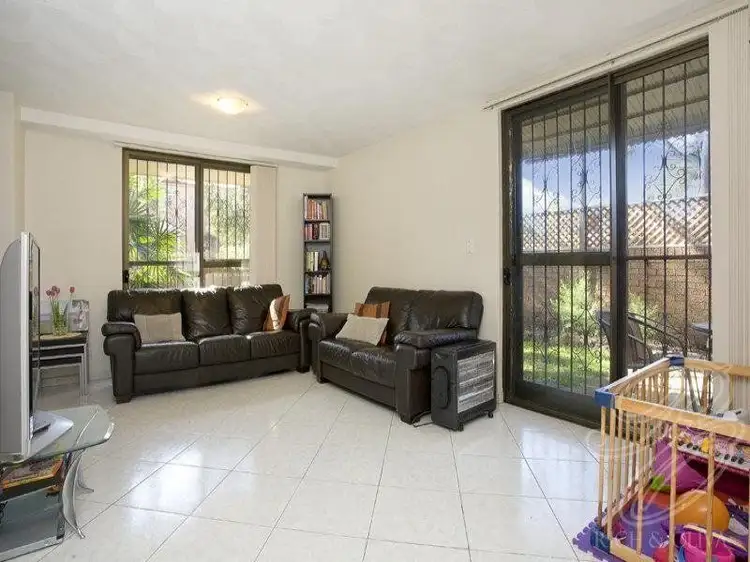 8/70 Brighton Ave (cnr Wentworth St), Croydon Park NSW 2133