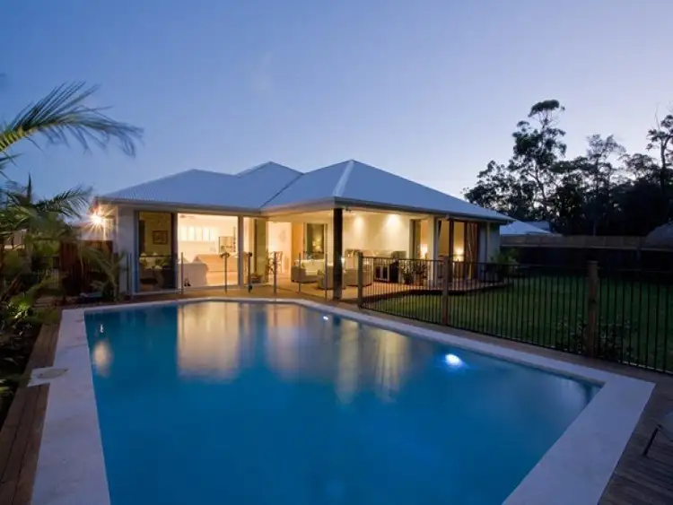 5 Attenuatta Place, Noosaville QLD 4566