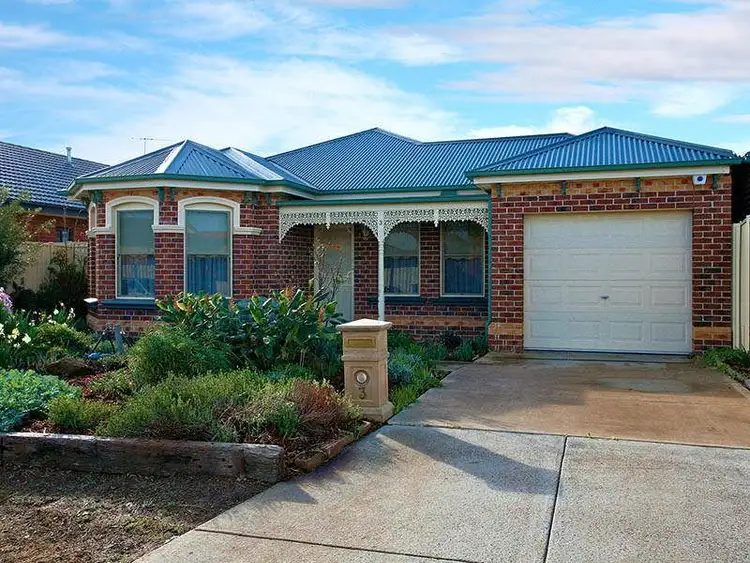 3 Balfour Close, Point Cook VIC 3030