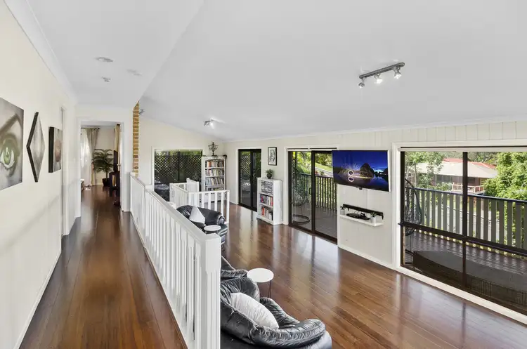 17 Mariners Crescent, Banora Point NSW 2486