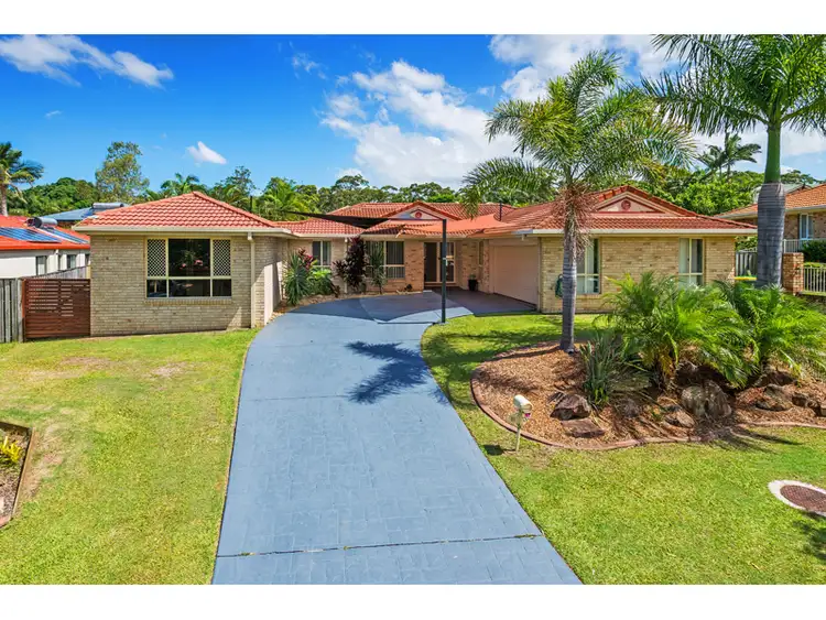 21 Galapagos Way, Pacific Pines QLD 4211