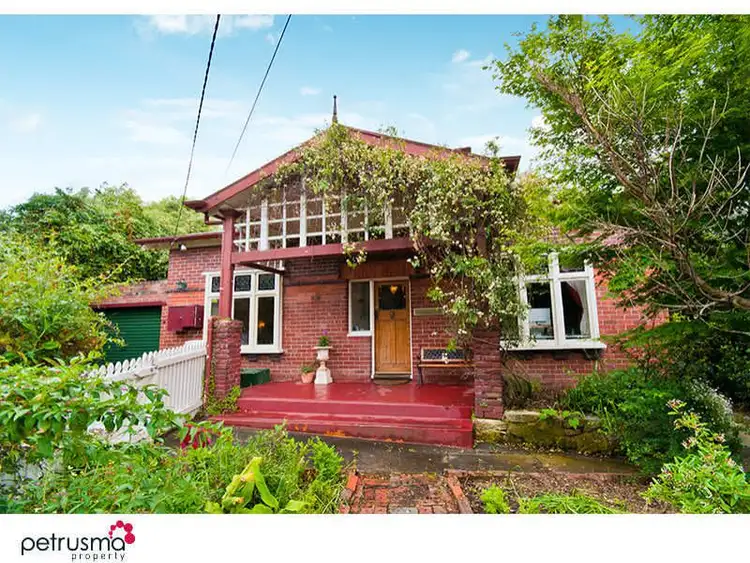 106 Creek Road, New Town TAS 7008