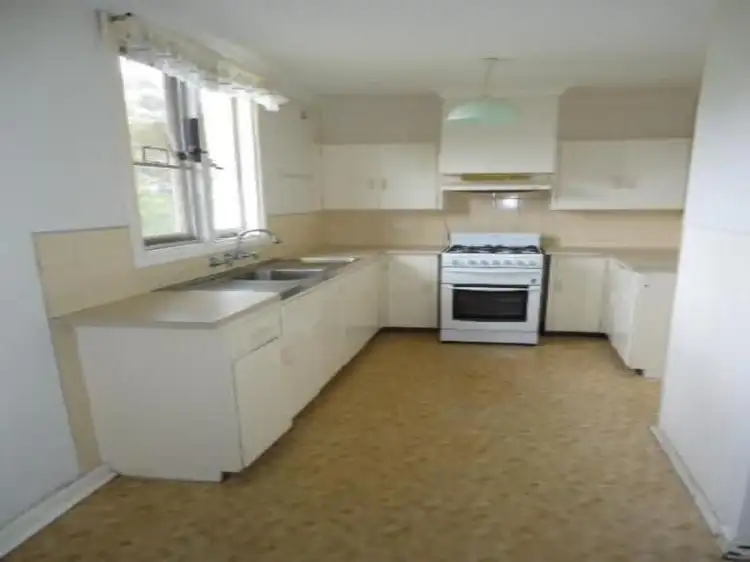 12 Wardlow Way, Balga WA 6061