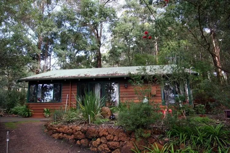 24 Bracknell Cres, Denmark WA 6333