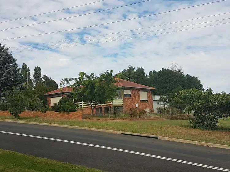 135 Ploughmans Lane, Orange NSW 2800