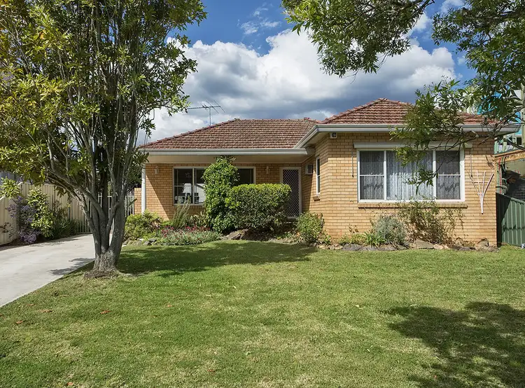 24 Banksia Avenue, Engadine NSW 2233