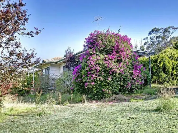 Seventh view of Homely house listing, 15 THREE CHAIN ROAD, Kilmore VIC 3764