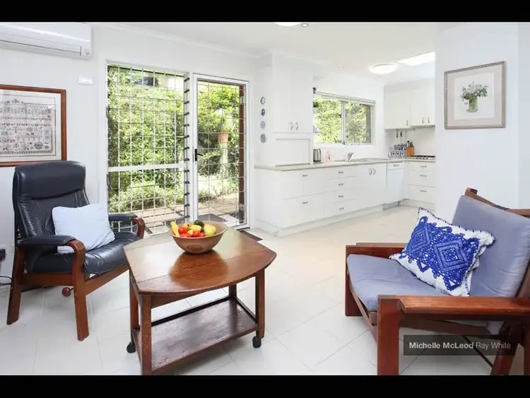 Sixth view of Homely house listing, 2 Dellamara Street, Chapel Hill QLD 4069