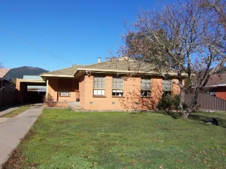 42 Mountbatten Ave, Bright VIC 3741