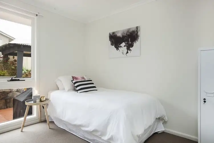 Fifth view of Homely house listing, 4 Huxley Drive, Horsley NSW 2530