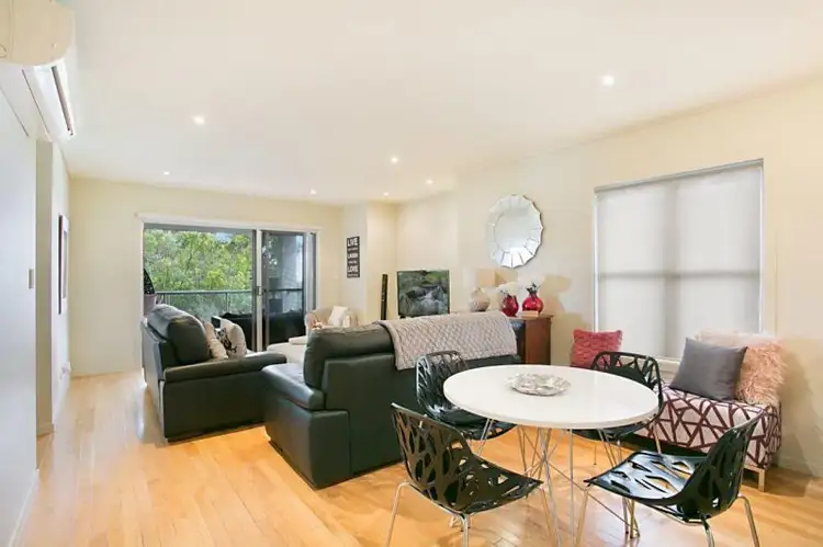 Fourth view of Homely villa listing, 4/45 Lancashire Drive, Mudgeeraba QLD 4213