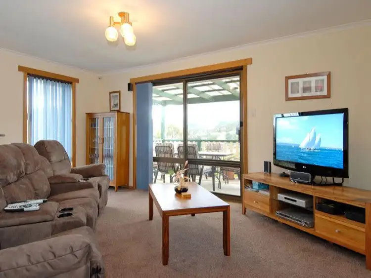 Sixth view of Homely house listing, 2 Anitra Close, Geilston Bay TAS 7015