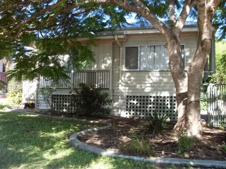 34 Creek Street, Bundamba QLD 4304