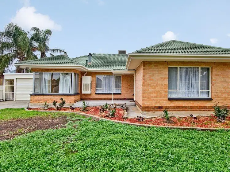 13 Dobson Drive, Pooraka SA 5095