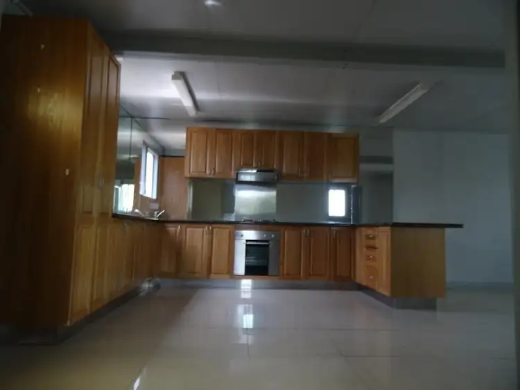 20A Earle Street