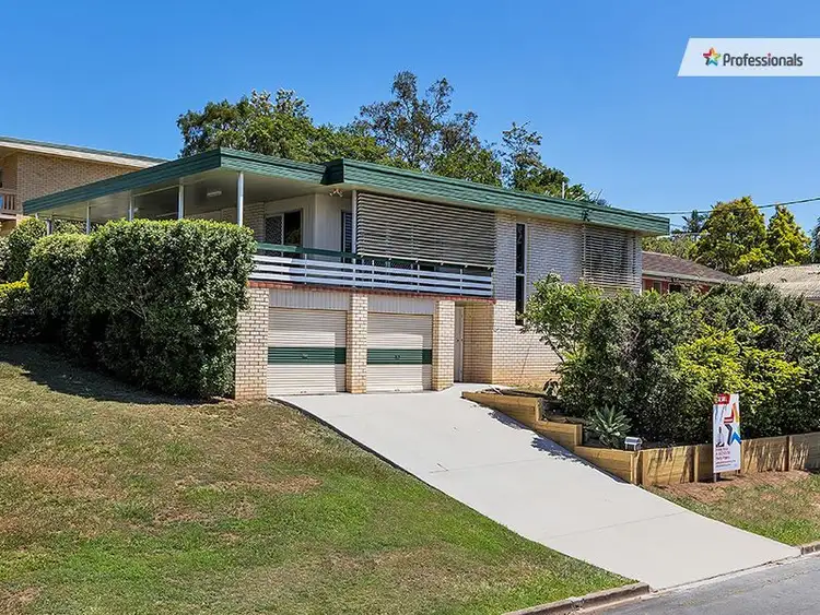 Second view of Homely house listing, 27 Kootangal Crescent, Ferny Hills QLD 4055