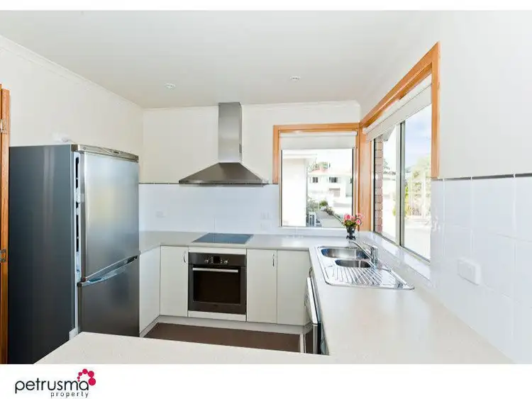 Third view of Homely villa listing, 2/20 Natone Street, Lindisfarne TAS 7015