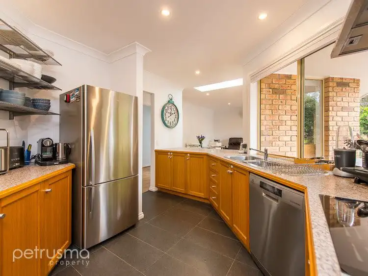 Fifth view of Homely house listing, 2 Ivory Court, Kingston TAS 7050