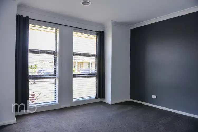 Fifth view of Homely house listing, 2 Lantana Place, Orange NSW 2800