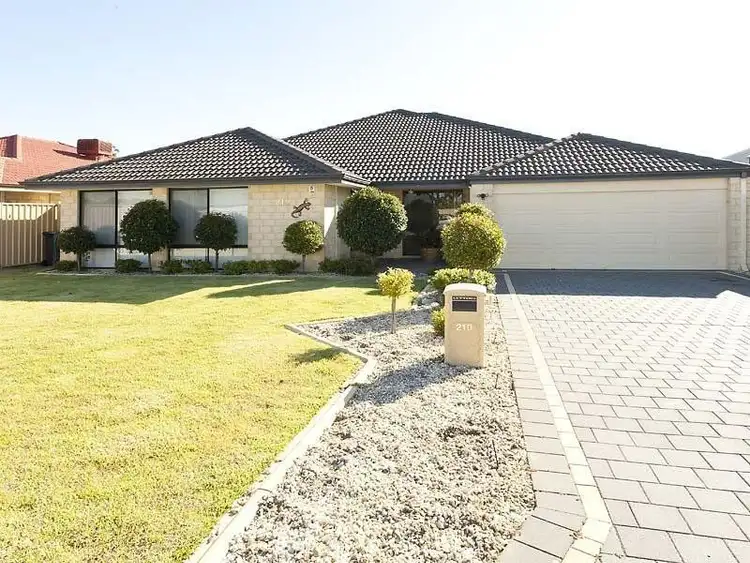 210 Shreeve Road, Canning Vale WA 6155