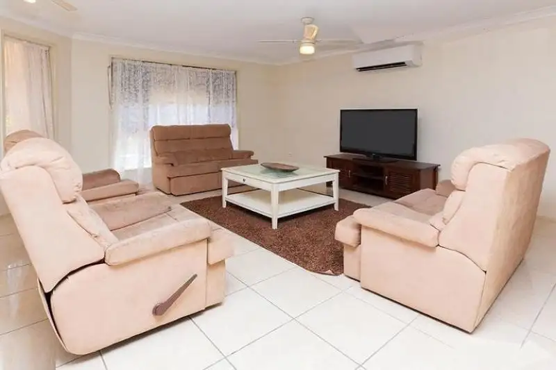 Main view of Homely house listing, 2 Chelsea Court, Heritage Park QLD 4118