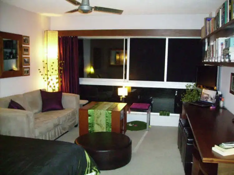 33/50 Roslyn Gardens, Elizabeth Bay NSW 2011