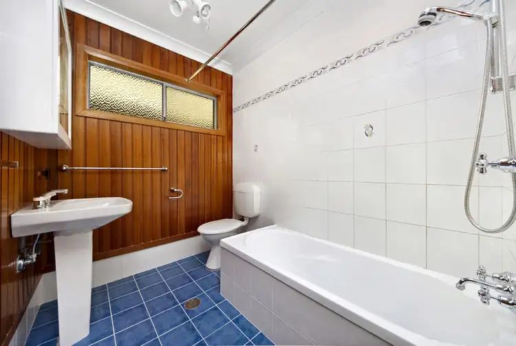 Fifth view of Homely house listing, 6 Bundanoon Road, Engadine NSW 2233