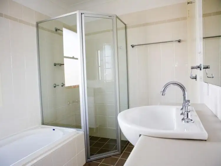 Fifth view of Homely townhouse listing, 2/17 Icely Road, Orange NSW 2800