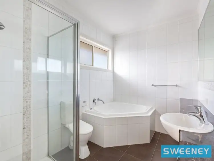 Seventh view of Homely house listing, 15 Springbrook Place, Sanctuary Lakes VIC 3030