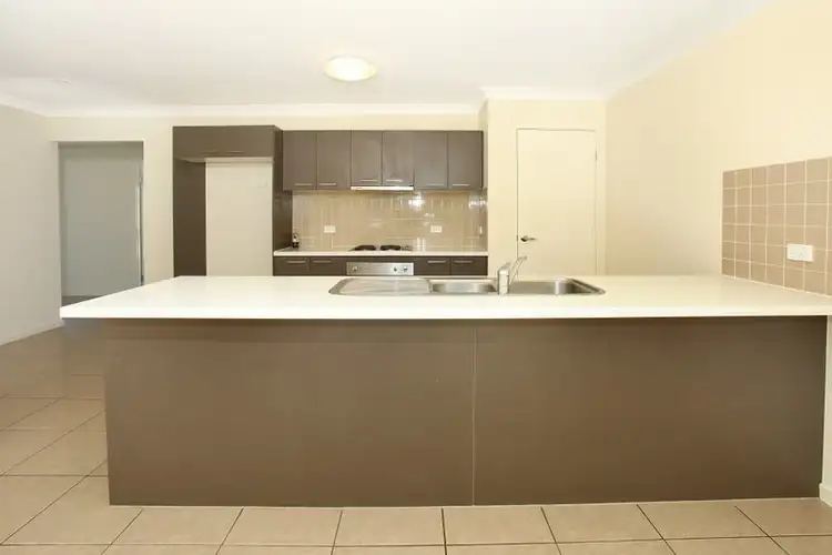 Sixth view of Homely unit listing, 30 Cranberrie Crescent, Pimpama QLD 4209