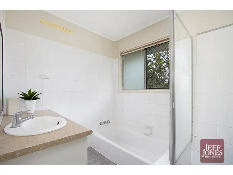 Fifth view of Homely house listing, 11 Hobart Avenue, Camp Hill QLD 4152