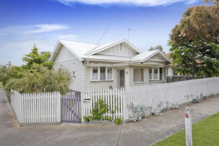 261 Autumn Street, Manifold Heights VIC 3218
