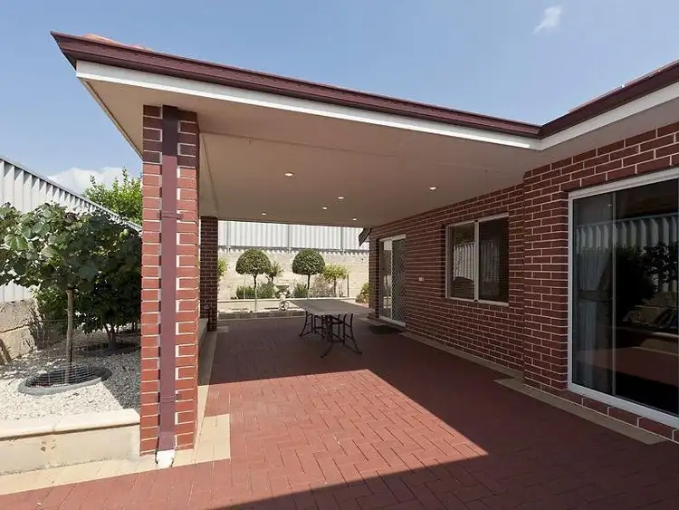 Second view of Homely house listing, 4 Satinwood Court, Thornlie WA 6108