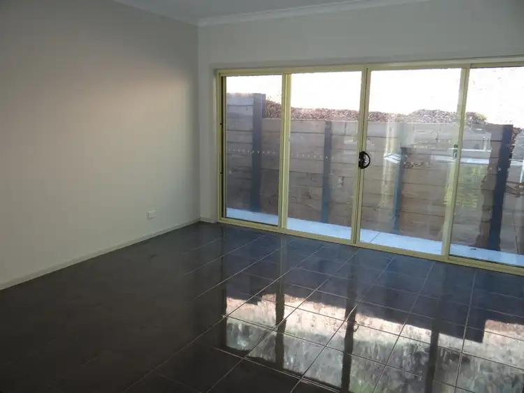 Third view of Homely house listing, 3 Kilfinan Crescent, Bright VIC 3741