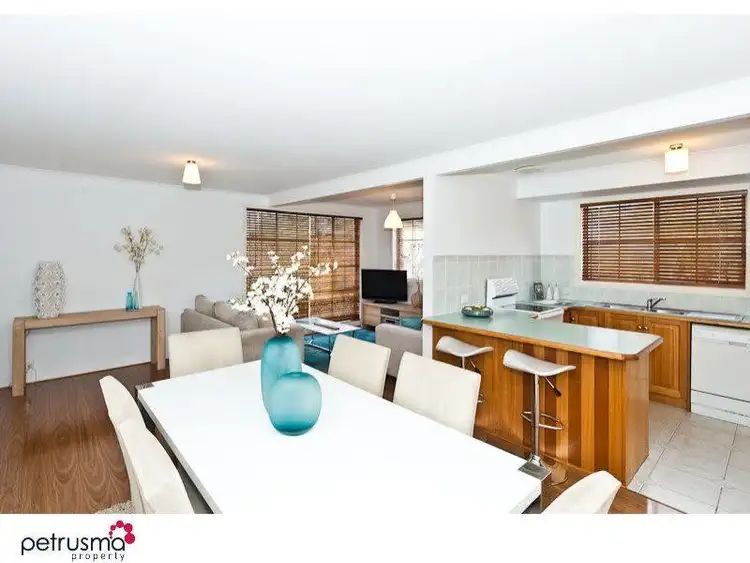 2/23 Firth Road, Lenah Valley TAS 7008