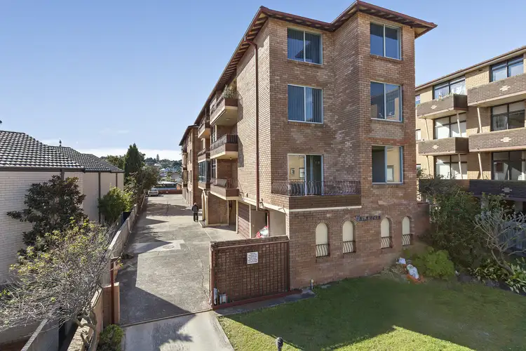 Second view of Homely apartment listing, 2/2 Melrose Parade, Clovelly NSW 2031